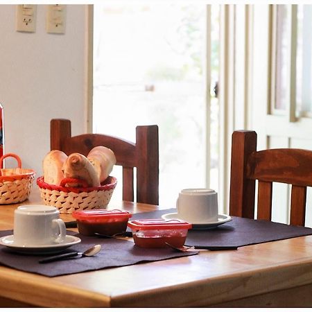 El Camino Hostel มินา กลาเบโร ภายนอก รูปภาพ